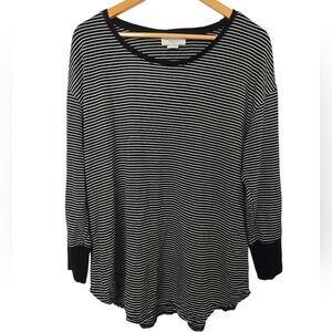 Liz Claiborne Black and White Striped Long Sleeve Top 0X